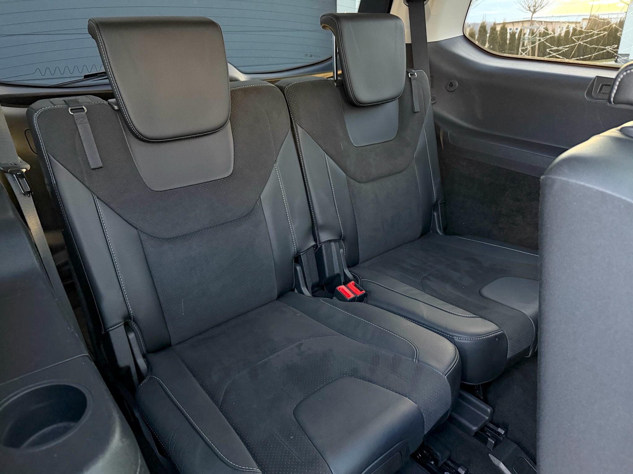 
Ford Galaxy Titanium X AWD full									