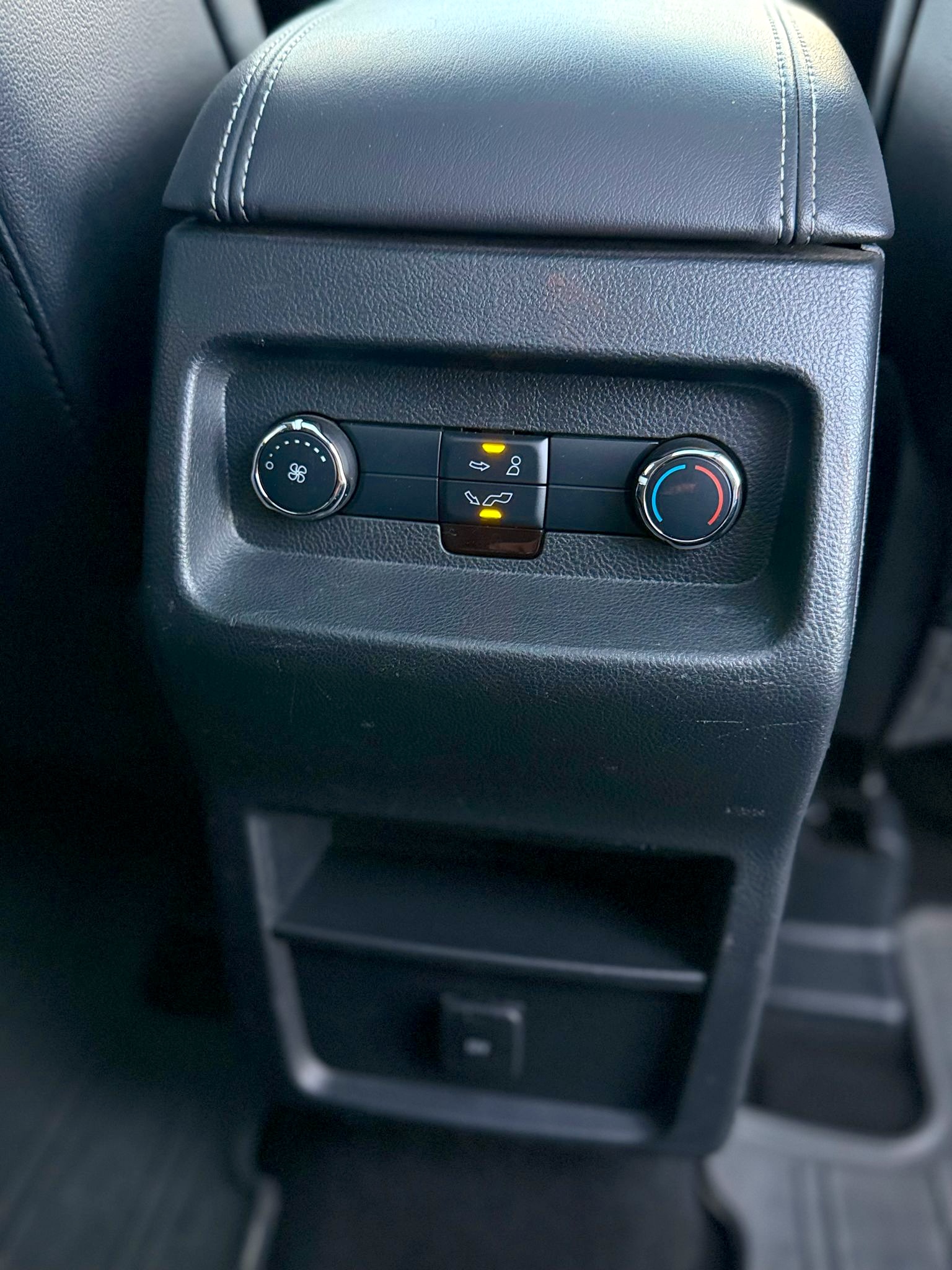 
Ford Galaxy Titanium X AWD full									