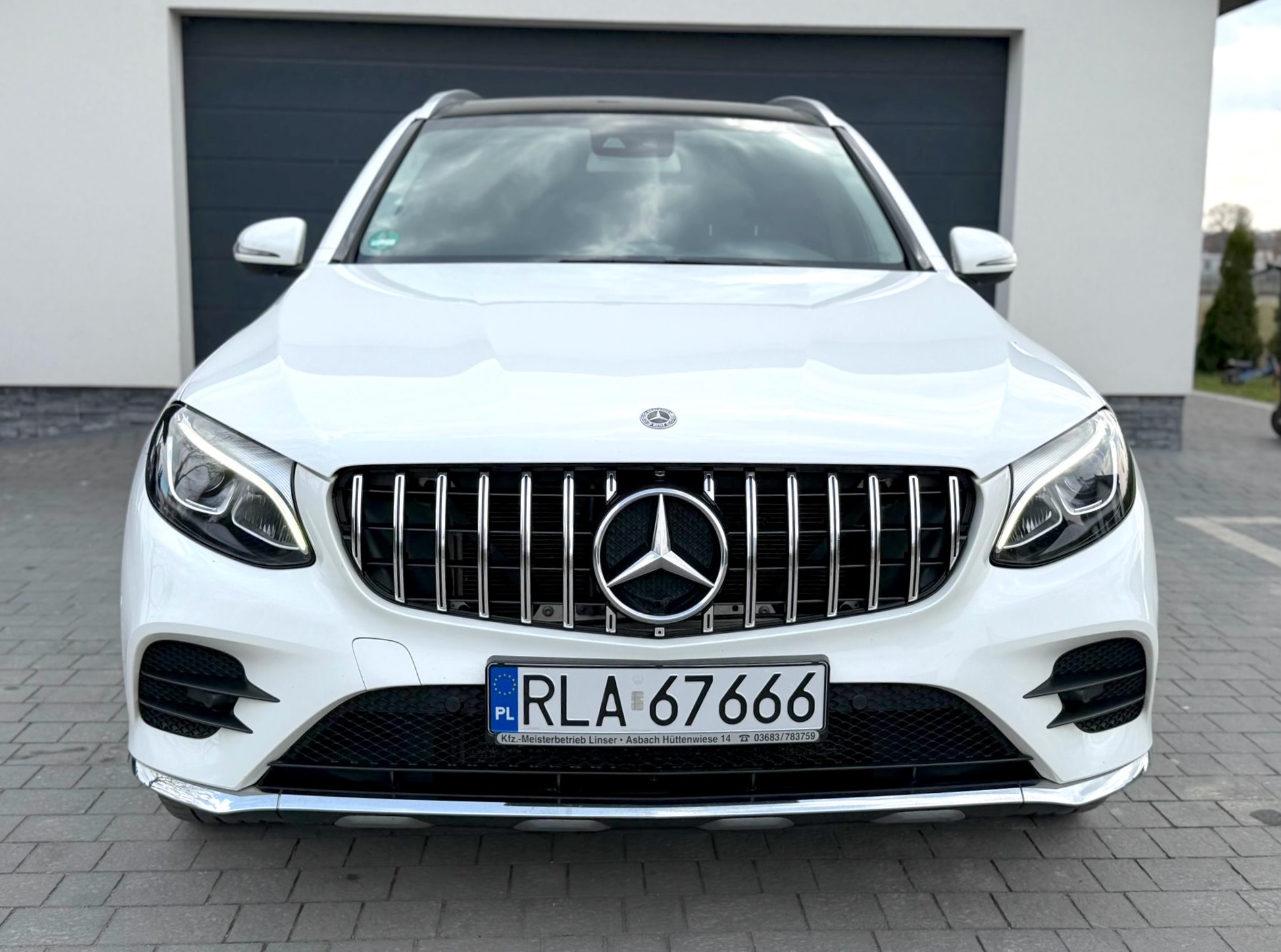 
Mercedes-Benz GLC 250 4MATIC AMG Line (X253) full									