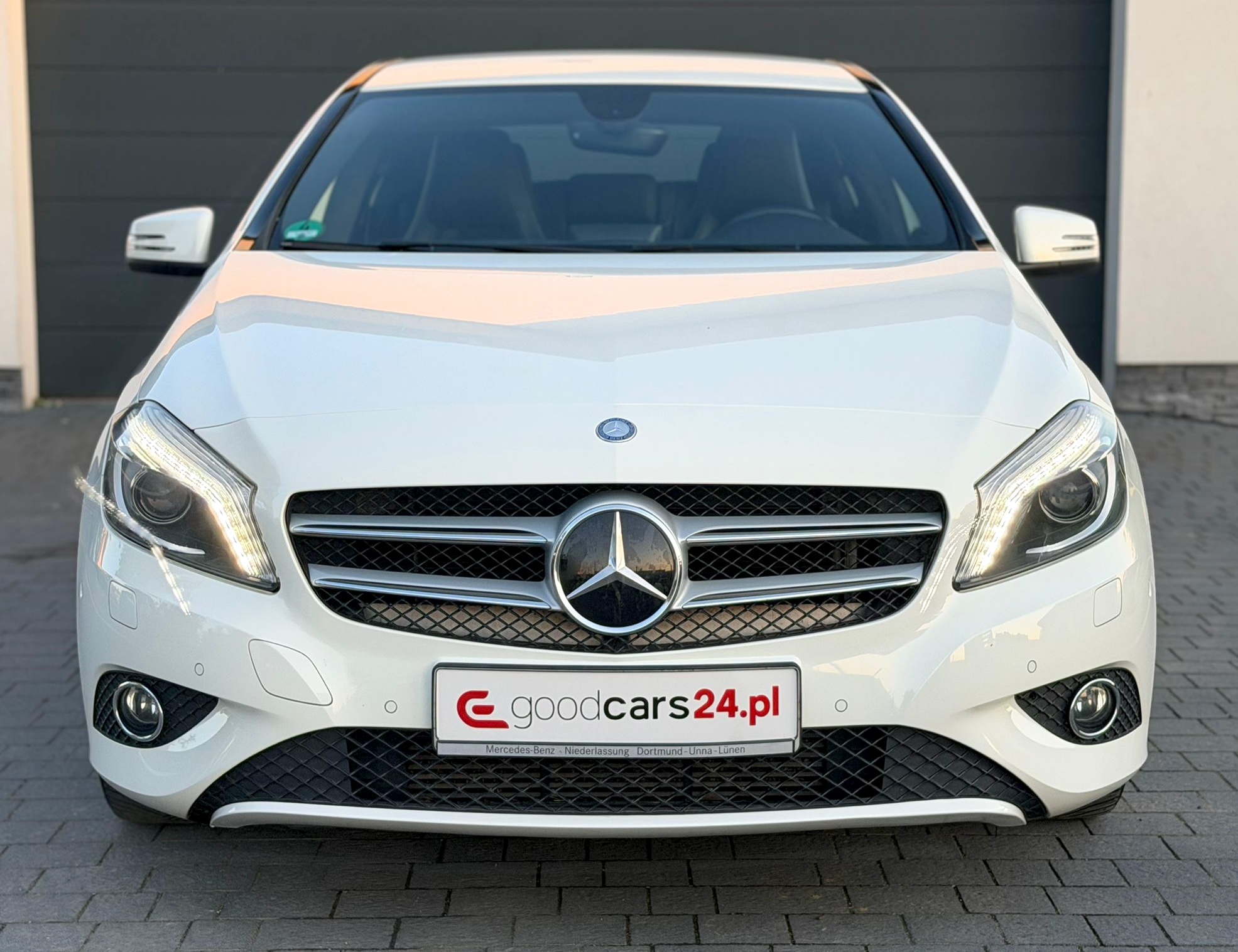 
Mercedes A 180 BlueEFFICIENCY (W176) full									
