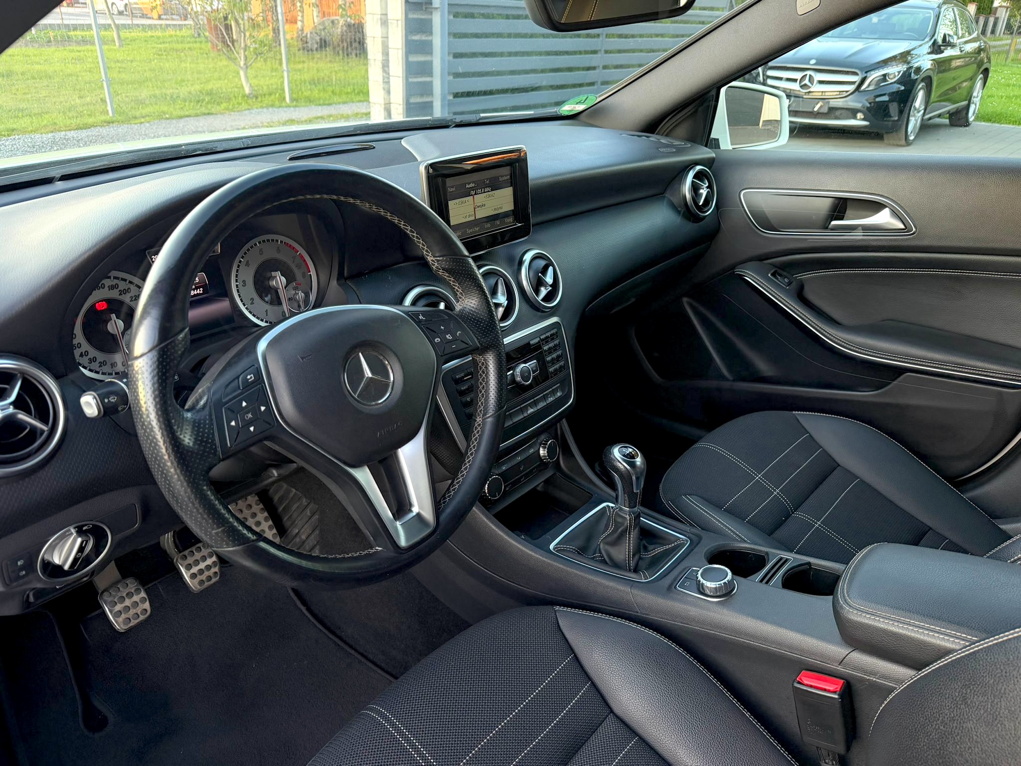 
Mercedes A 180 BlueEFFICIENCY (W176) full									