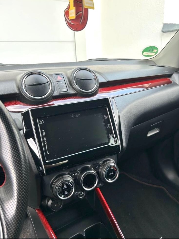 
Suzuki Swift Sport Hybrid full									