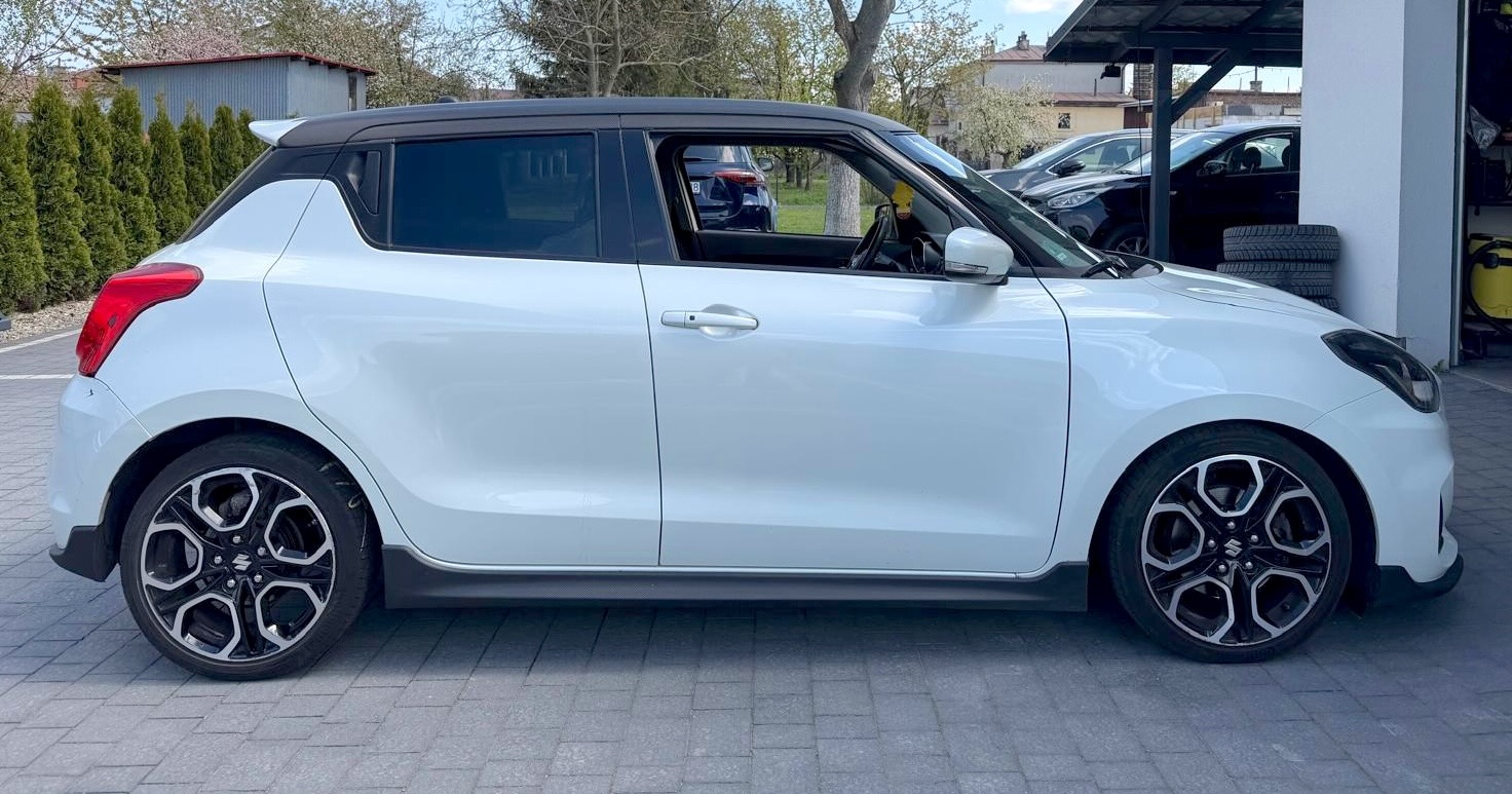 
Suzuki Swift Sport Hybrid full									