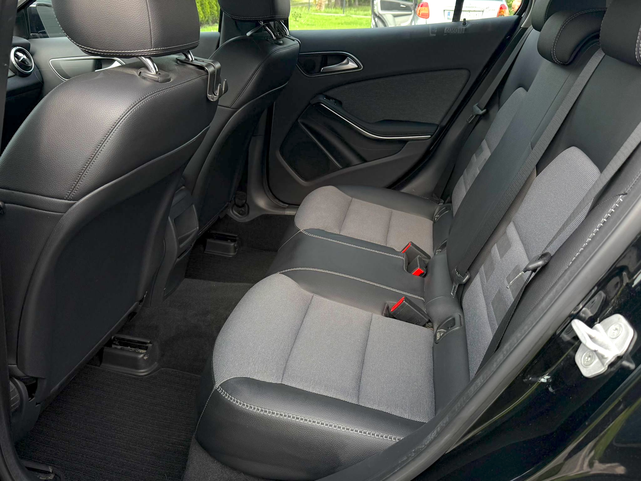 
Mercedes-Benz GLA 200 (W156) full									