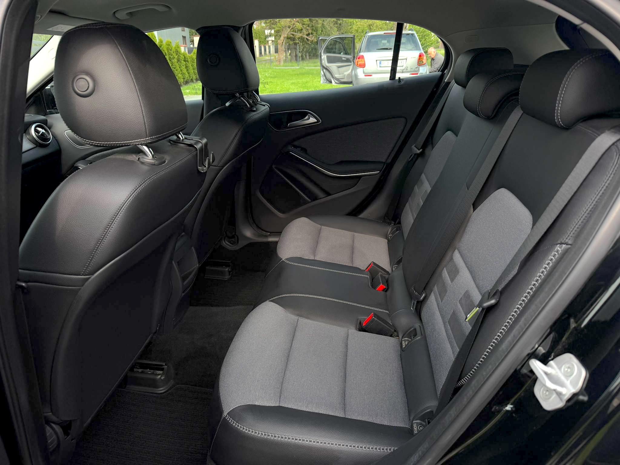 
Mercedes-Benz GLA 200 (W156) full									