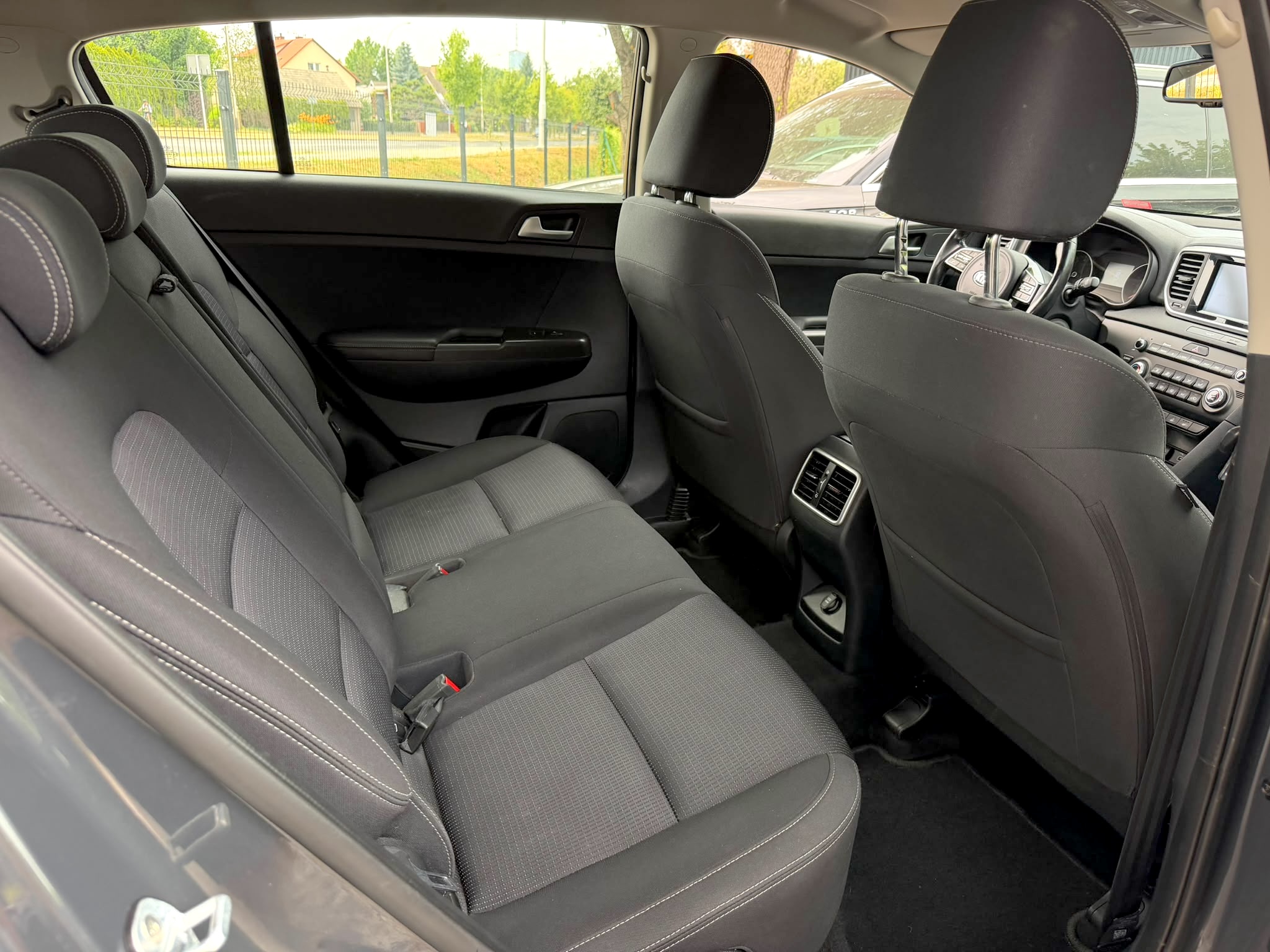 
Kia Sportage full									