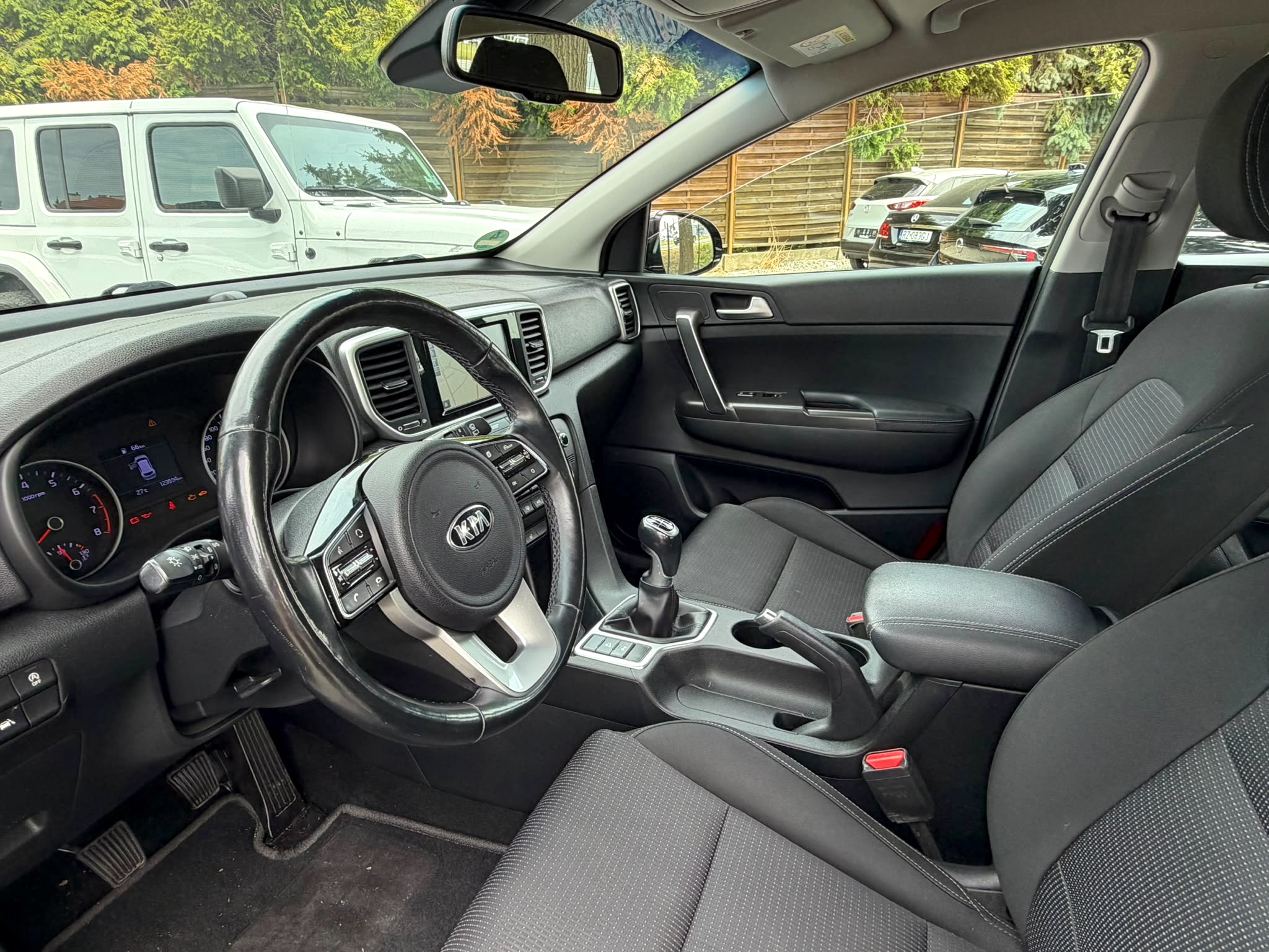 
Kia Sportage full									