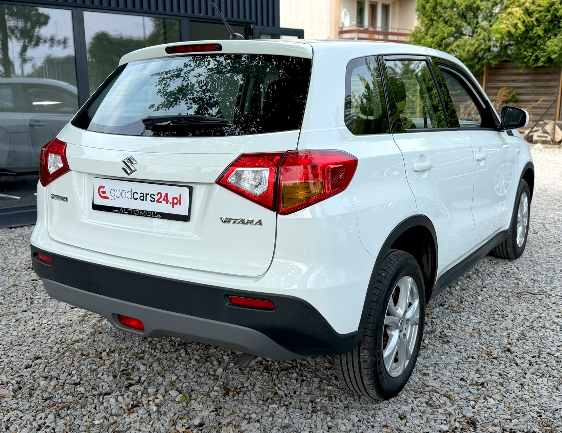 
Suzuki Vitara full									