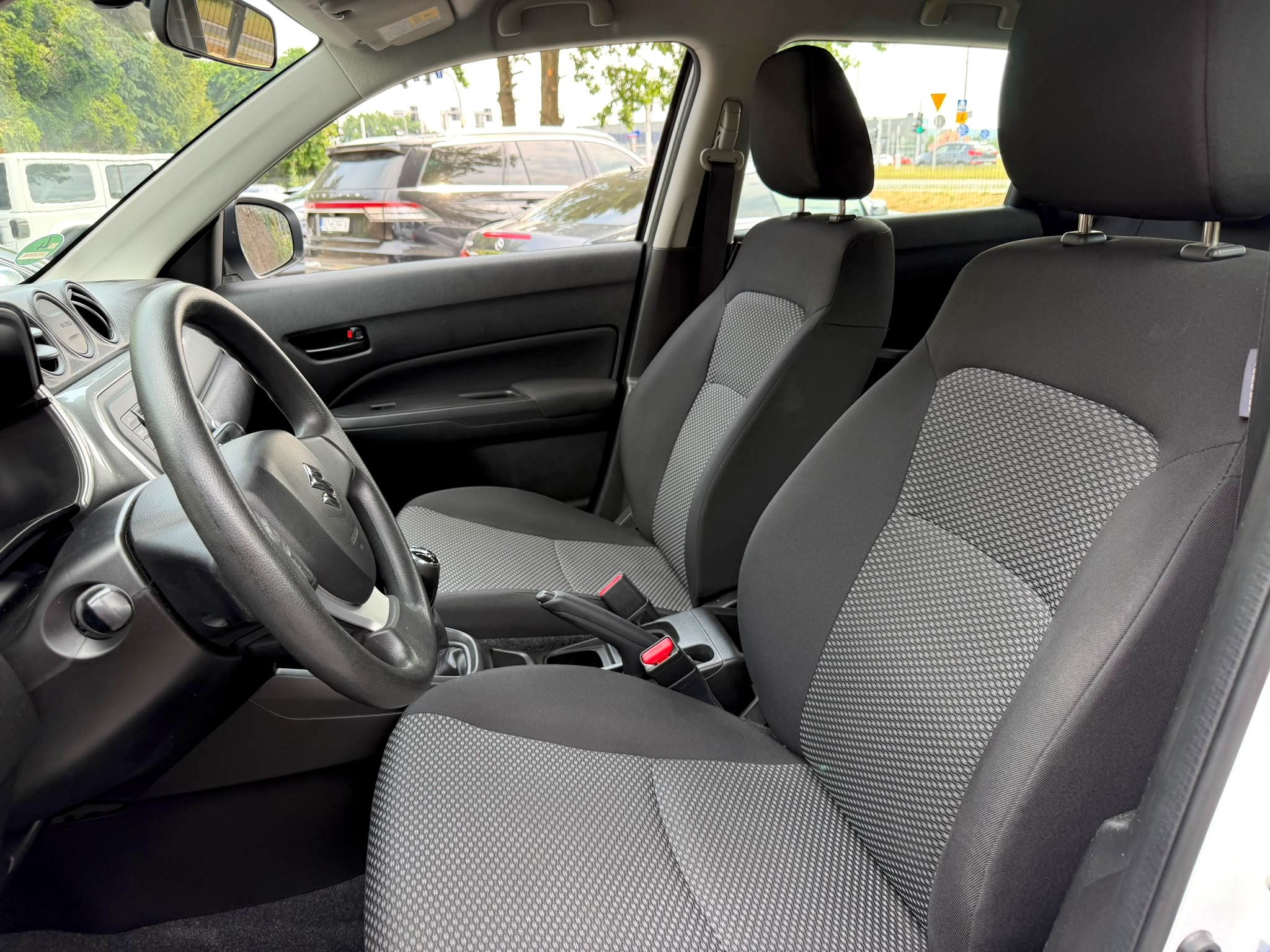 
Suzuki Vitara full									