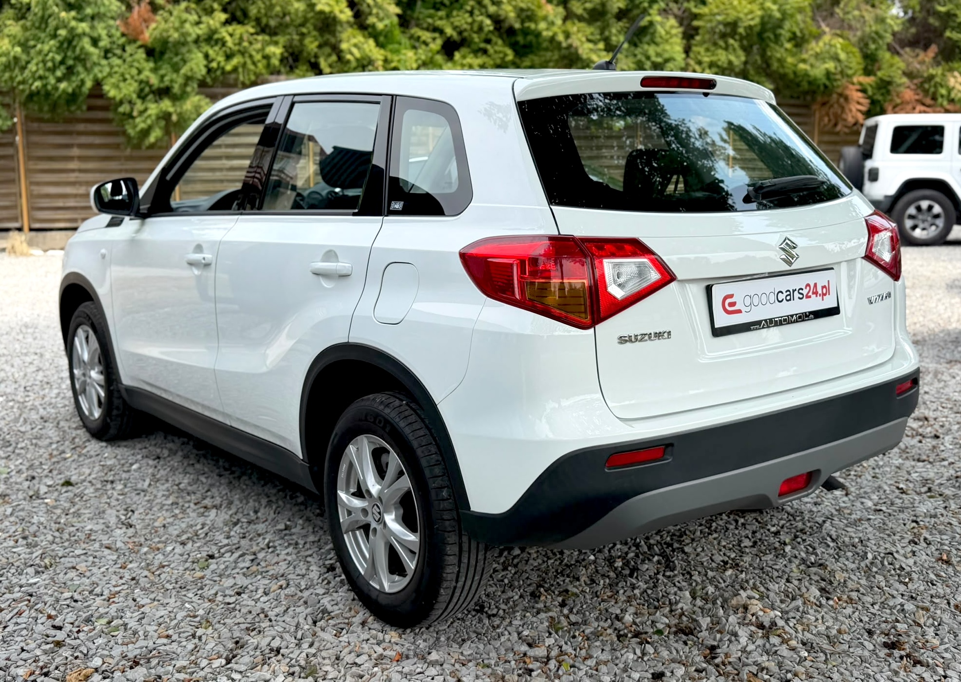 
Suzuki Vitara full									