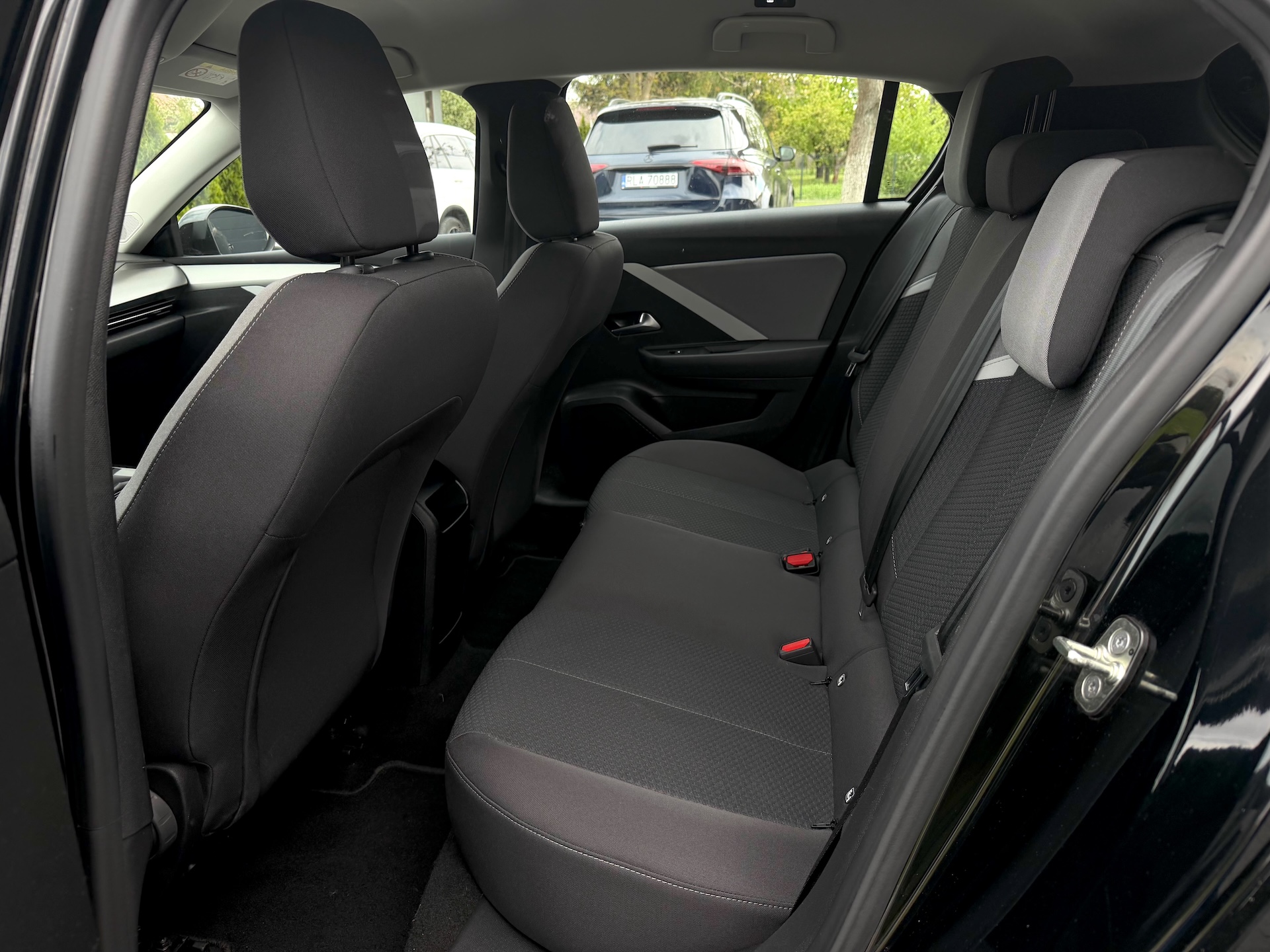 
Opel Astra L (hatchback) full									