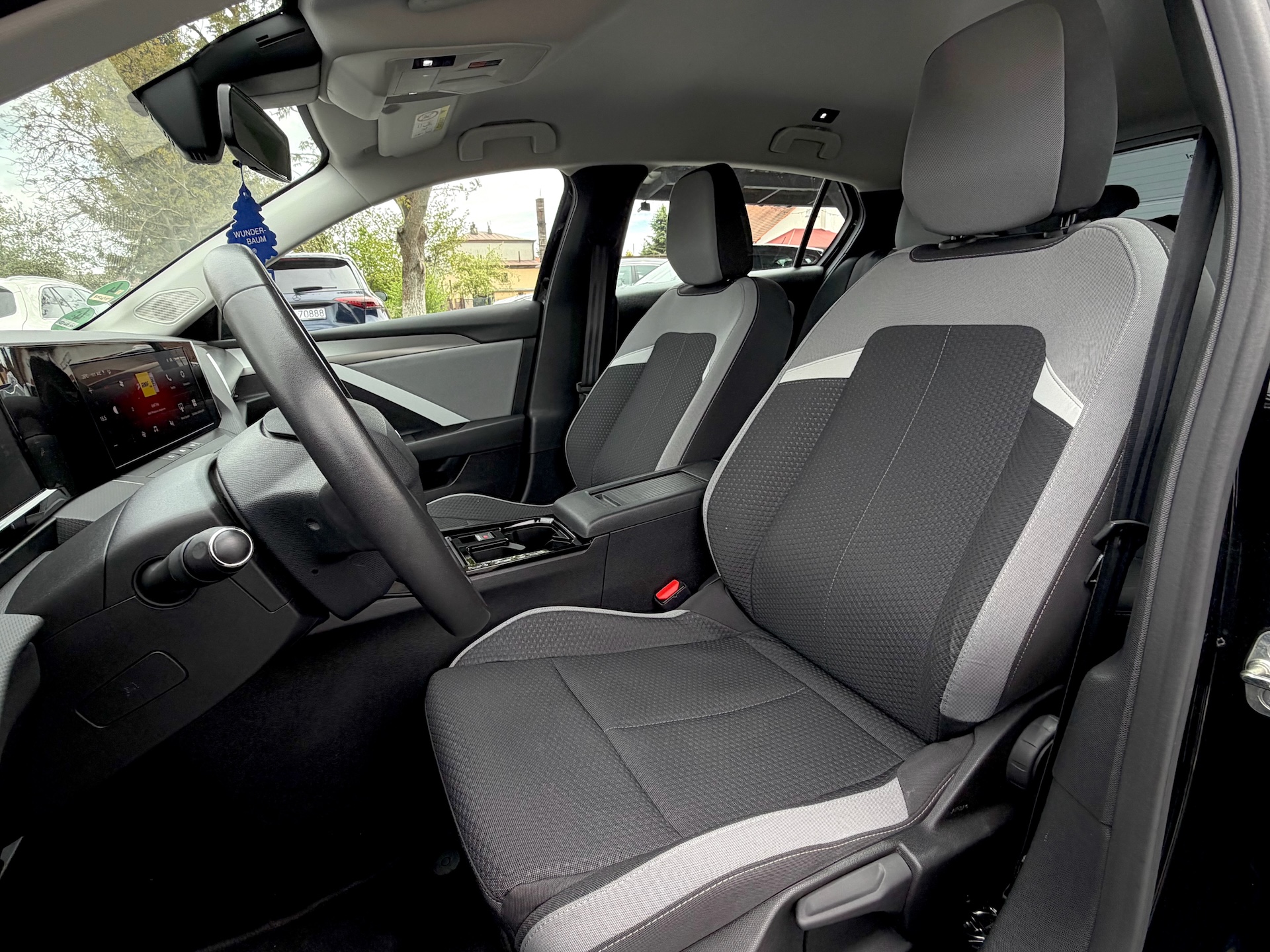
Opel Astra L (hatchback) full									