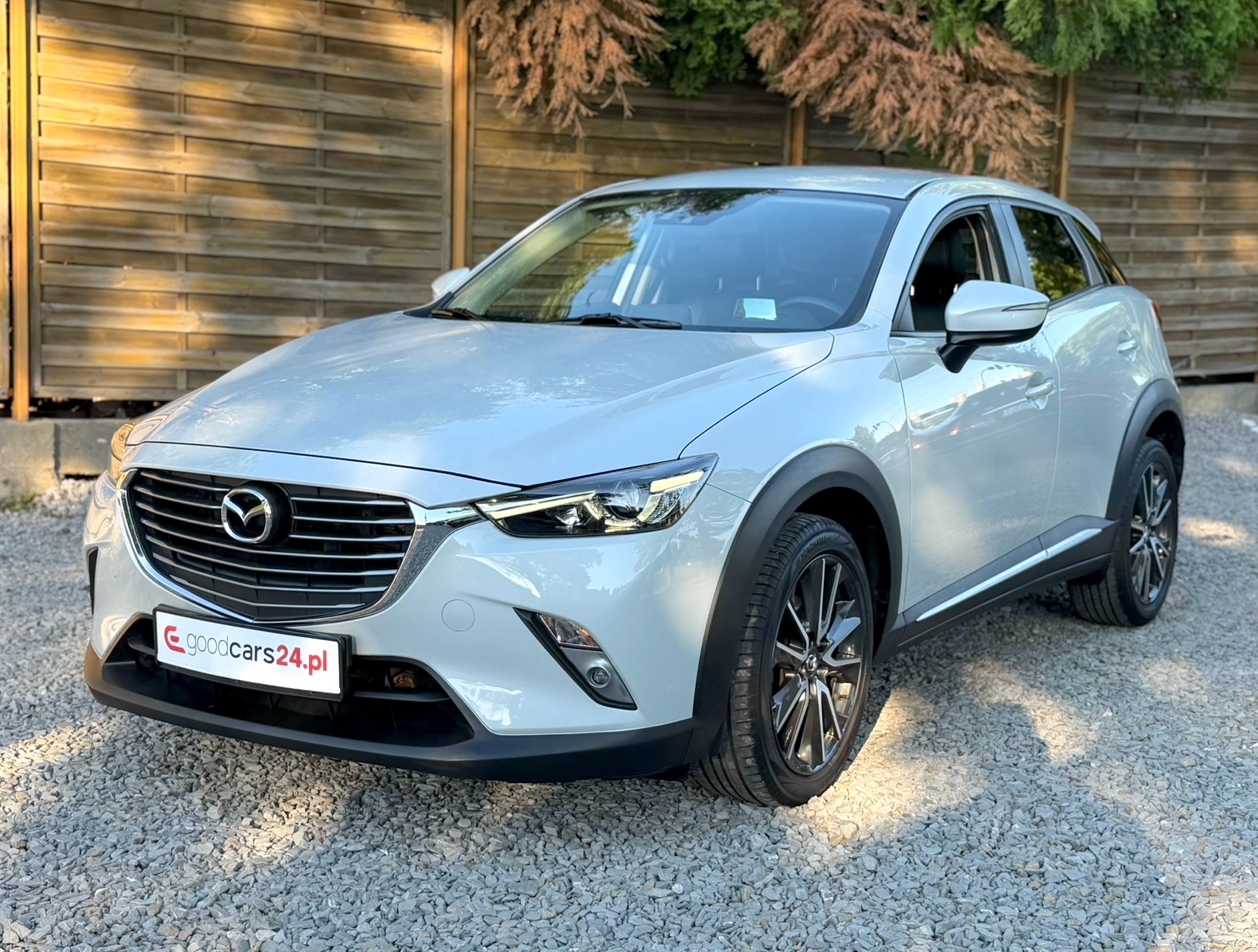 
Mazda CX-3 Skyactiv-D full									