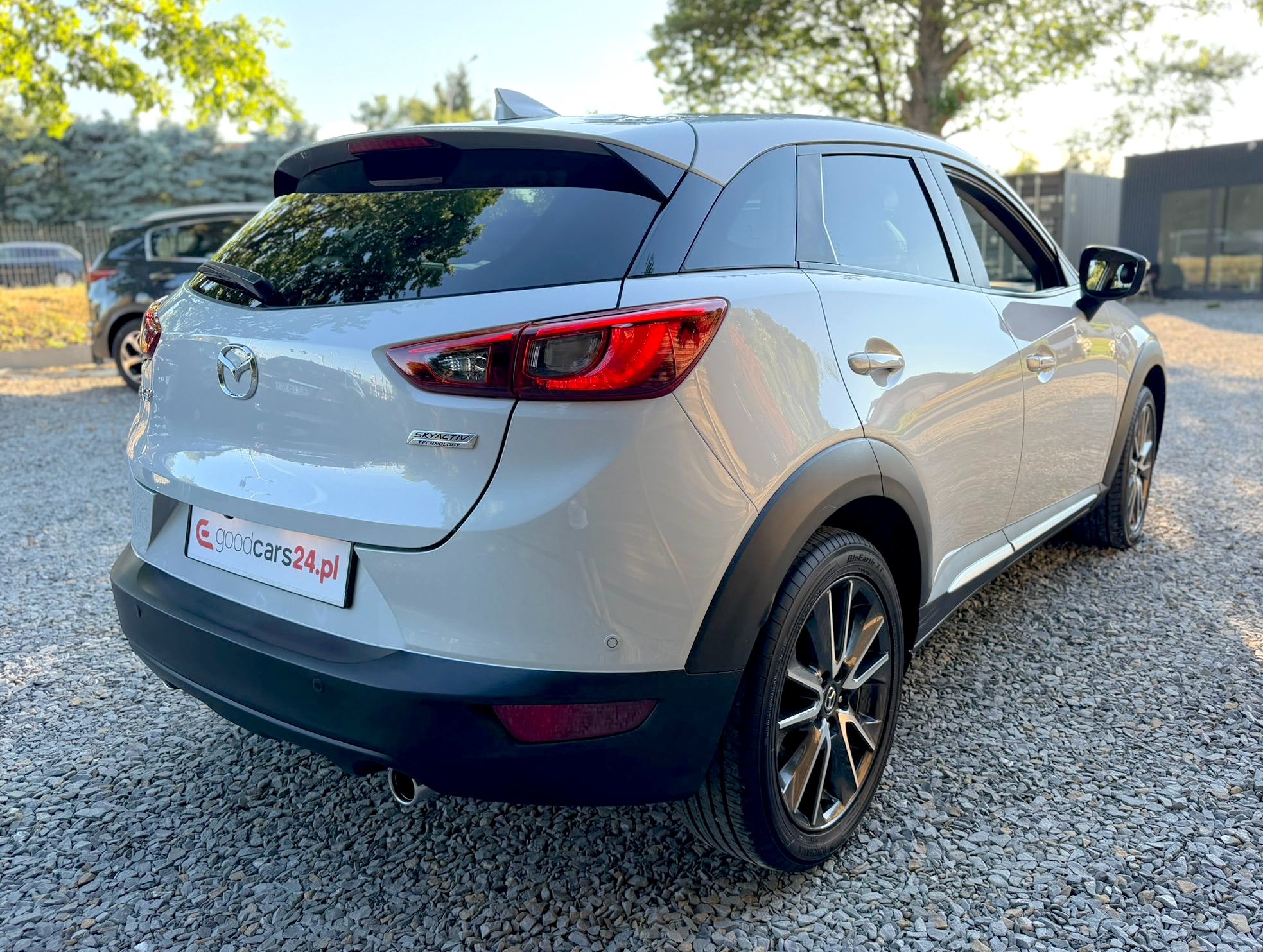 
Mazda CX-3 Skyactiv-D full									