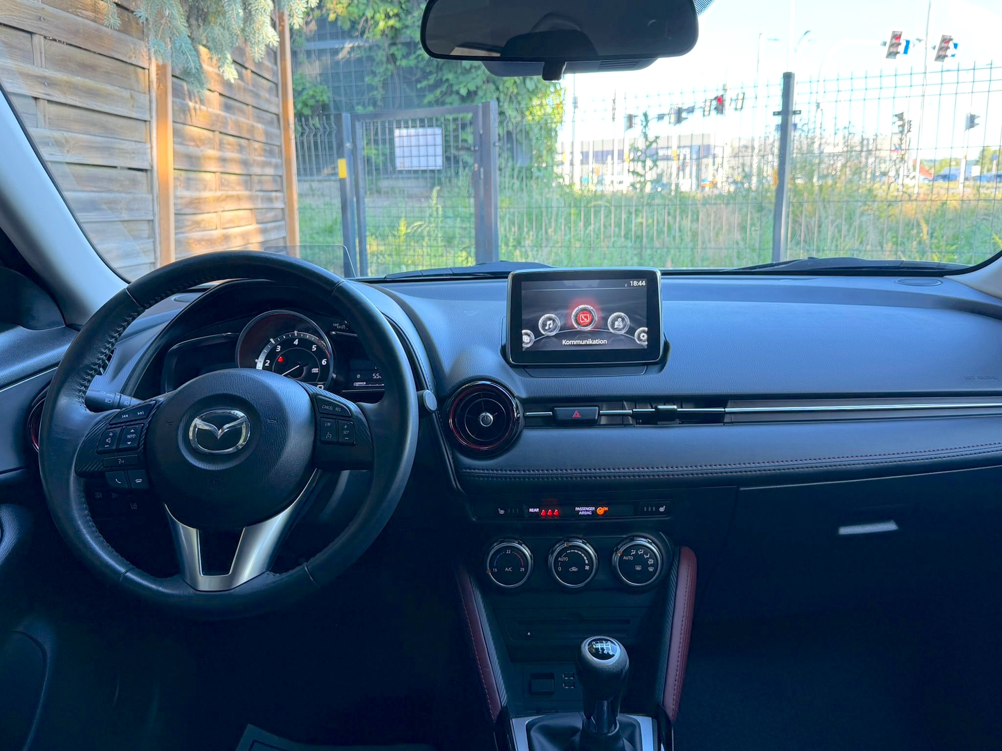 
Mazda CX-3 Skyactiv-D full									