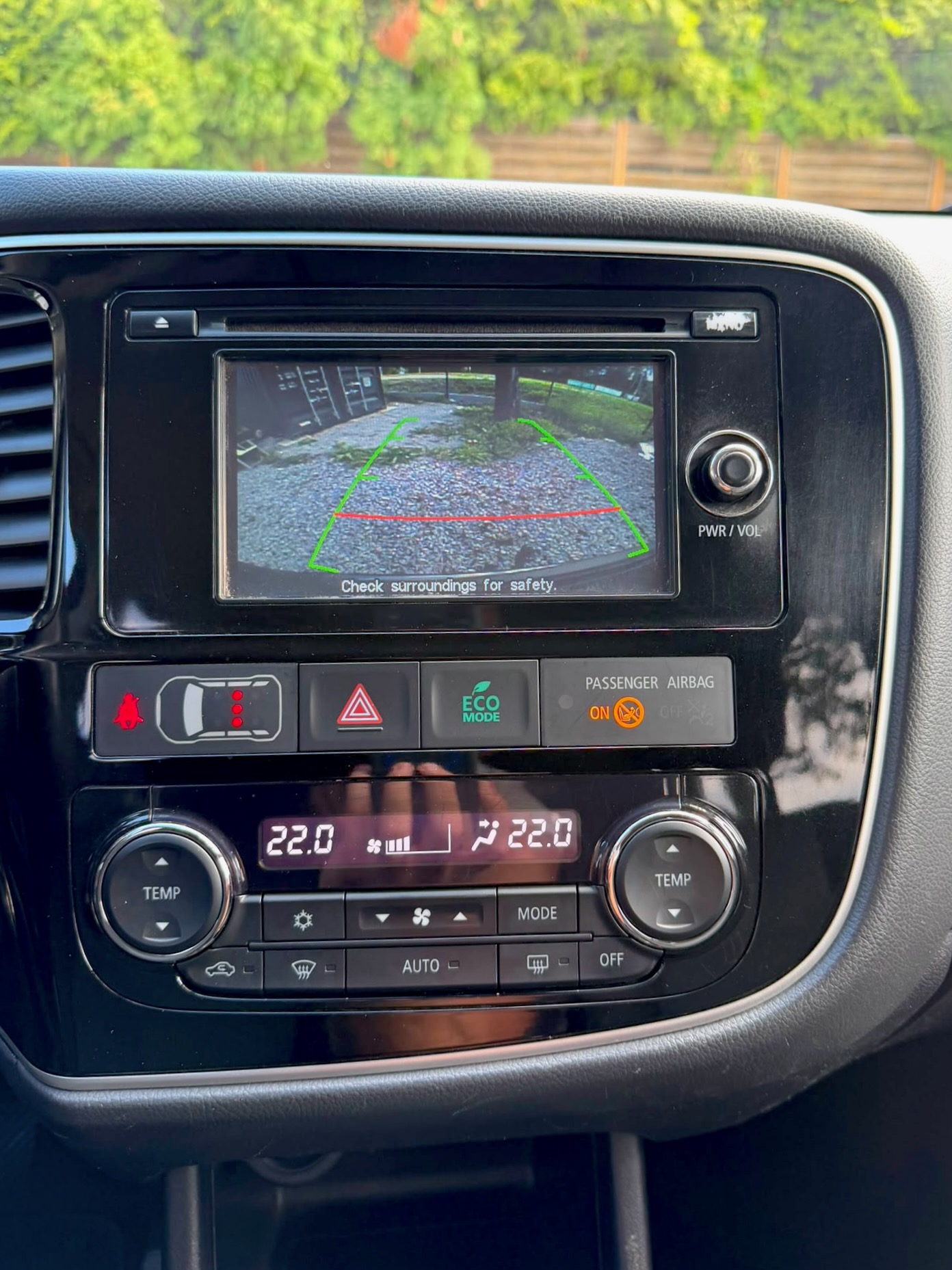 
Mitsubishi Outlander full									