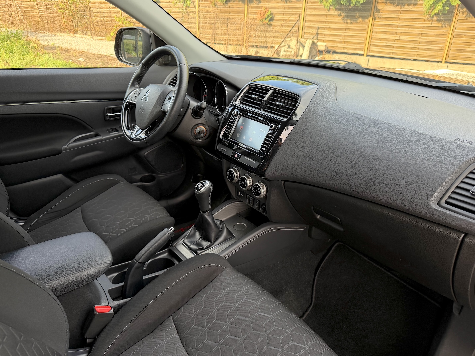 
Mitsubishi ASX full									