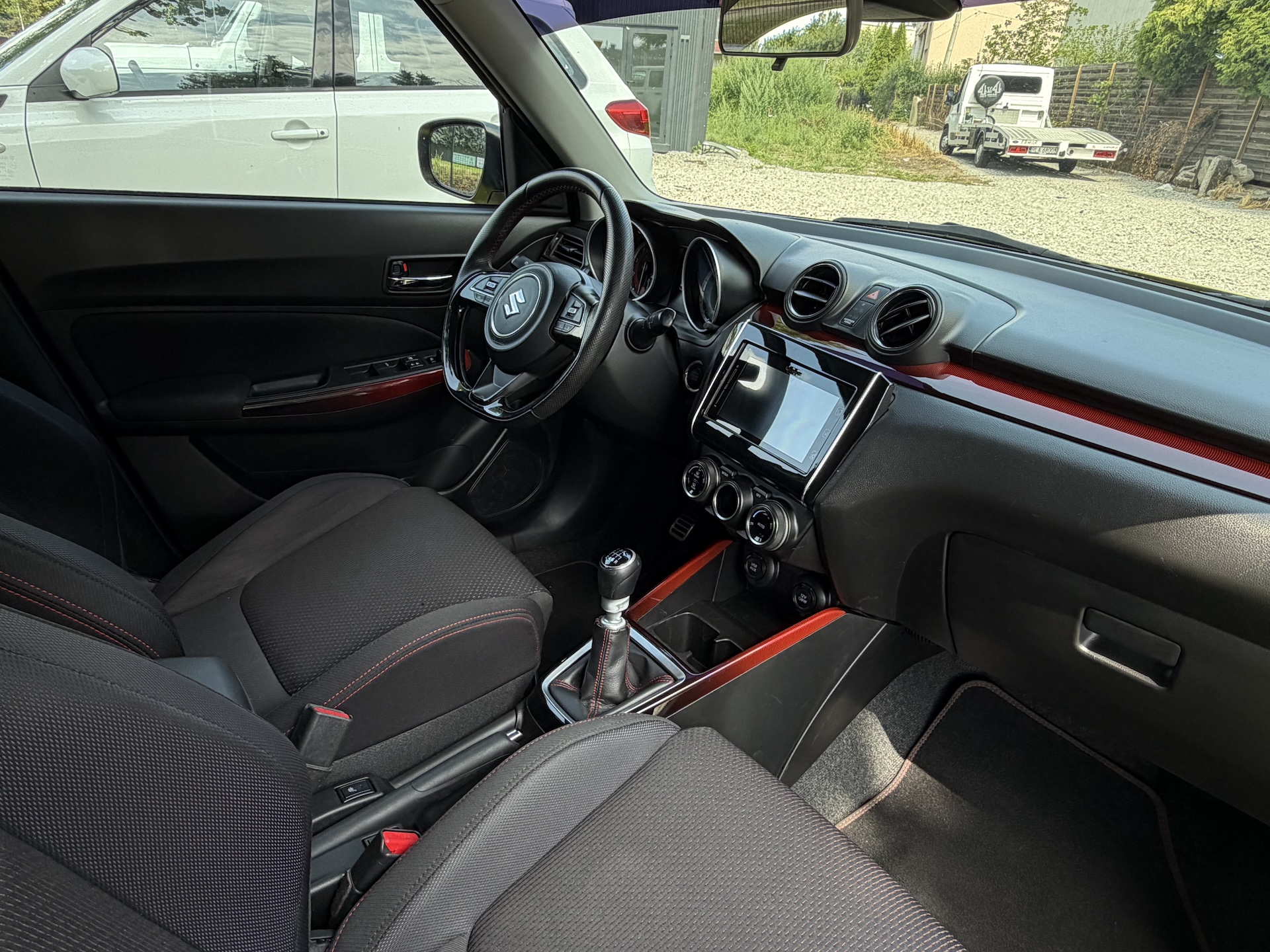 
Suzuki Swift Sport full									