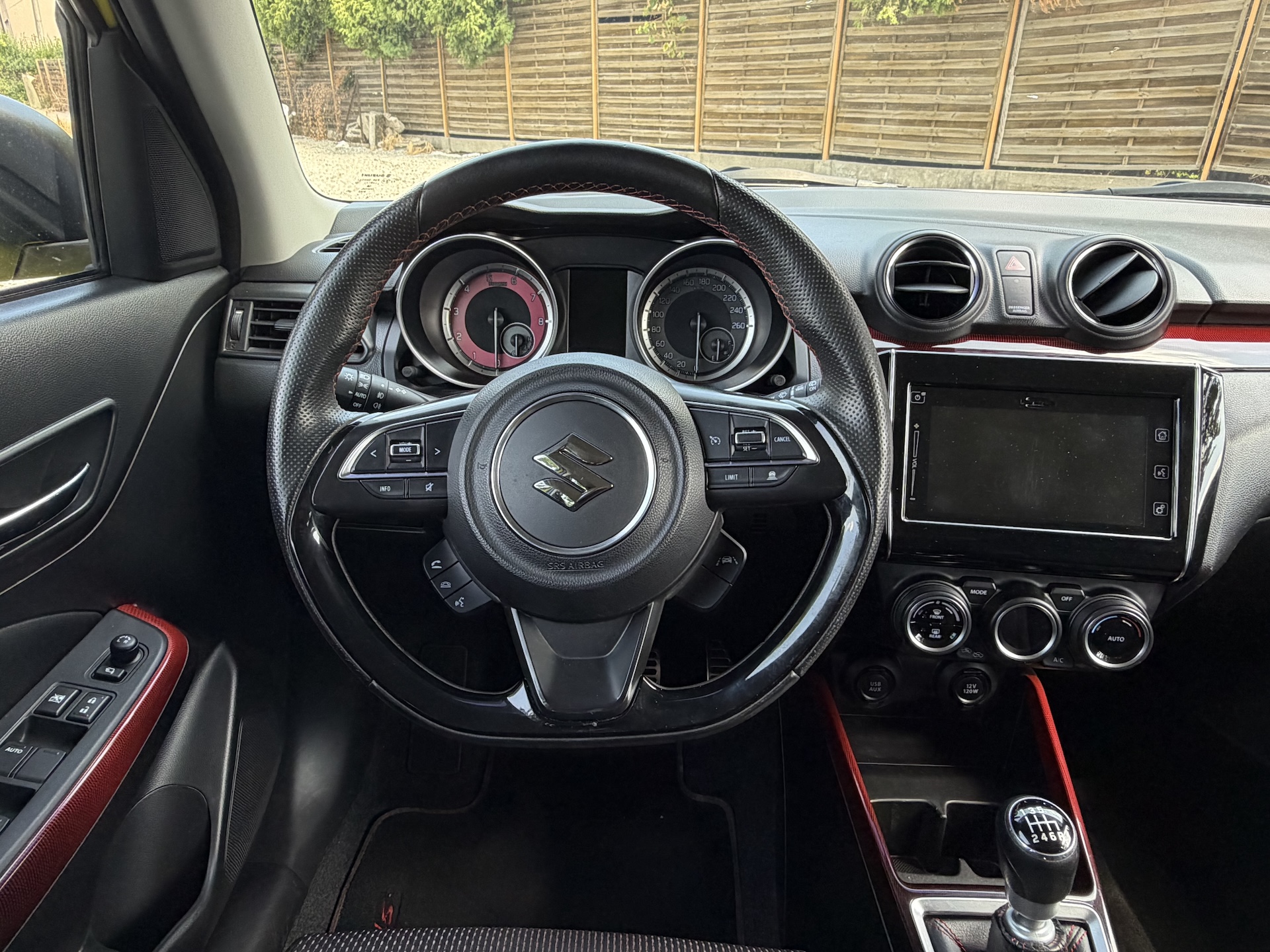 
Suzuki Swift Sport full									