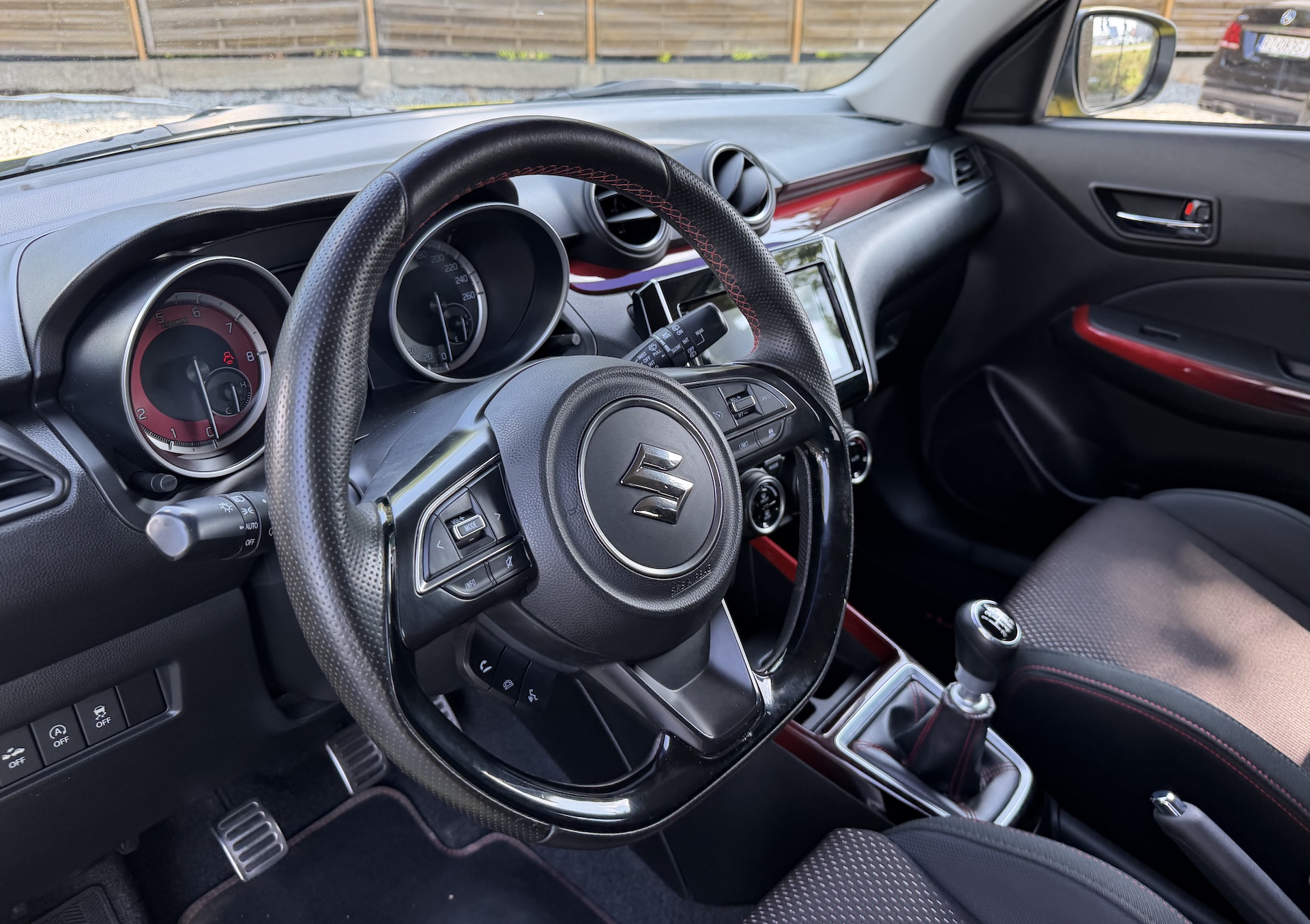 
Suzuki Swift Sport full									