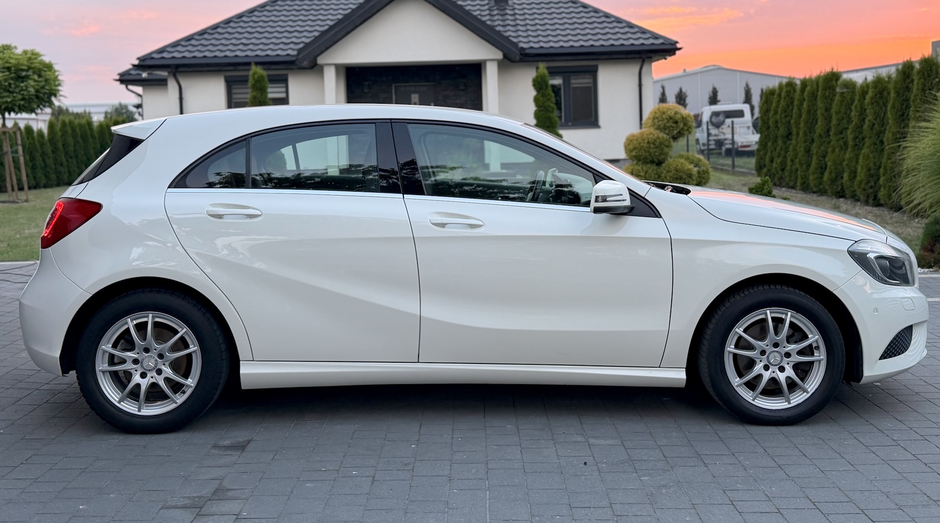 
Mercedes-Benz A 180 (W176) full									