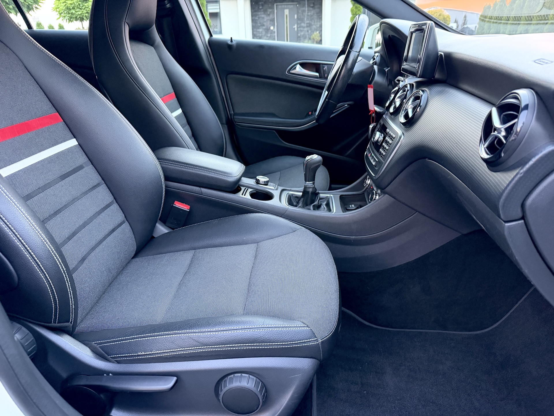 
Mercedes-Benz A 180 (W176) full									