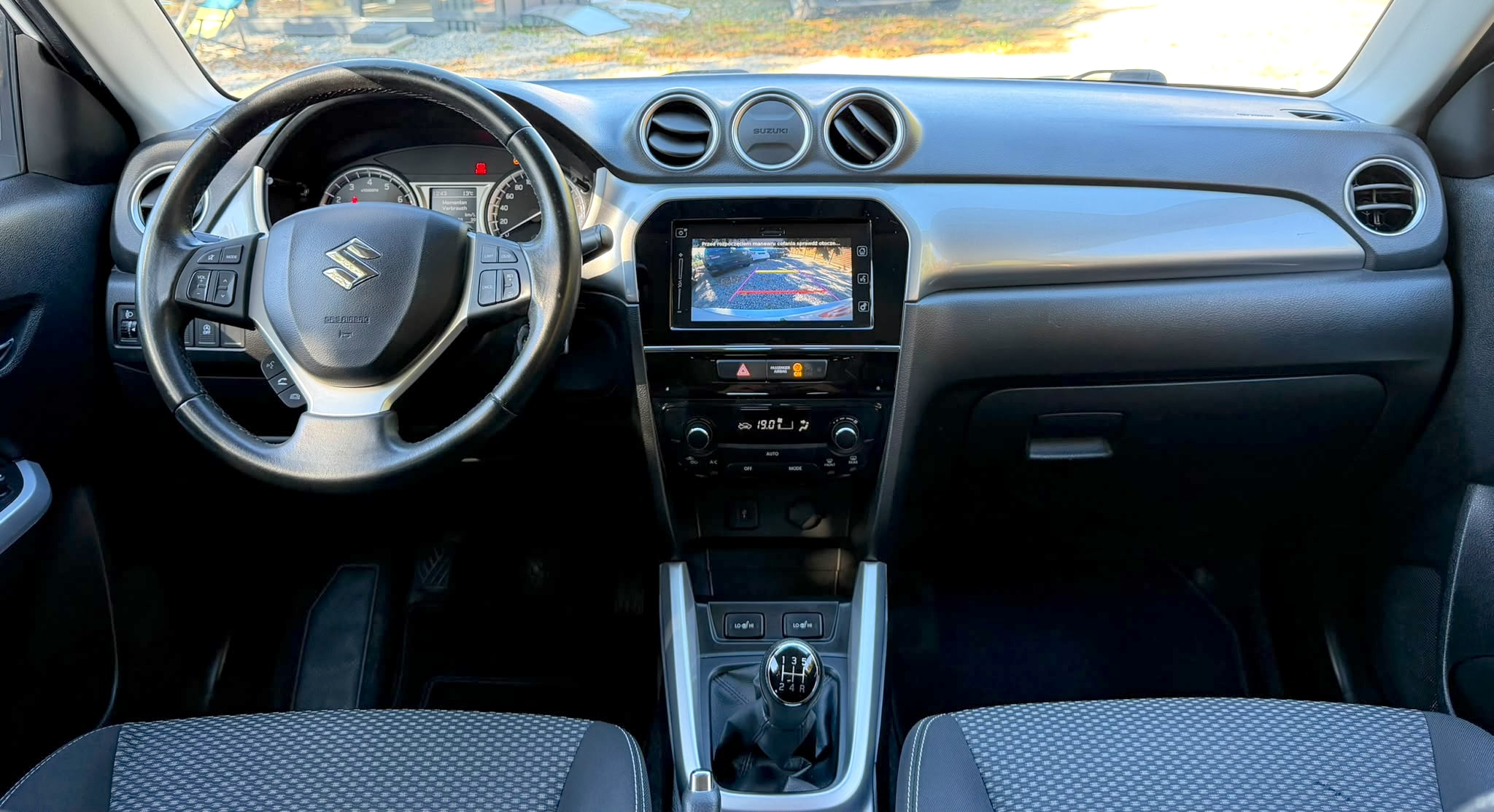 
Suzuki Vitara full									