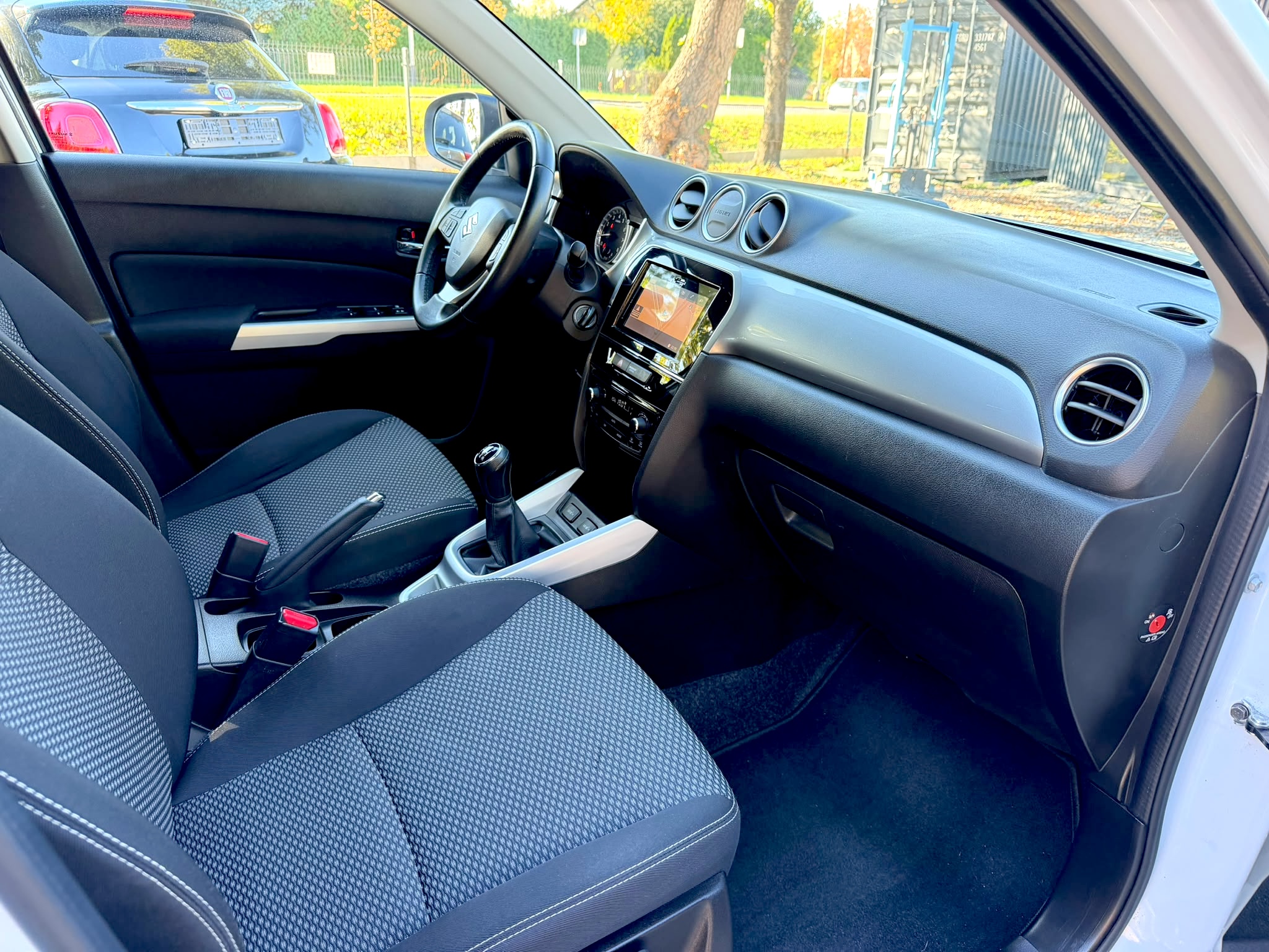 
Suzuki Vitara full									